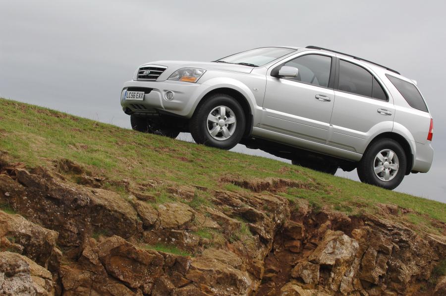  Kia Sorento 2006 года  (фото 14 из 57)